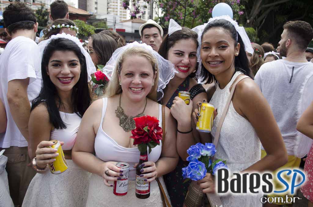 Bloco Casa Comigo 2016 desfilou pelas ruas da Brigadeiro Faria Lima Bloco Casa Comigo 2016 desfilou pelas ruas da Brigadeiro Faria Lima