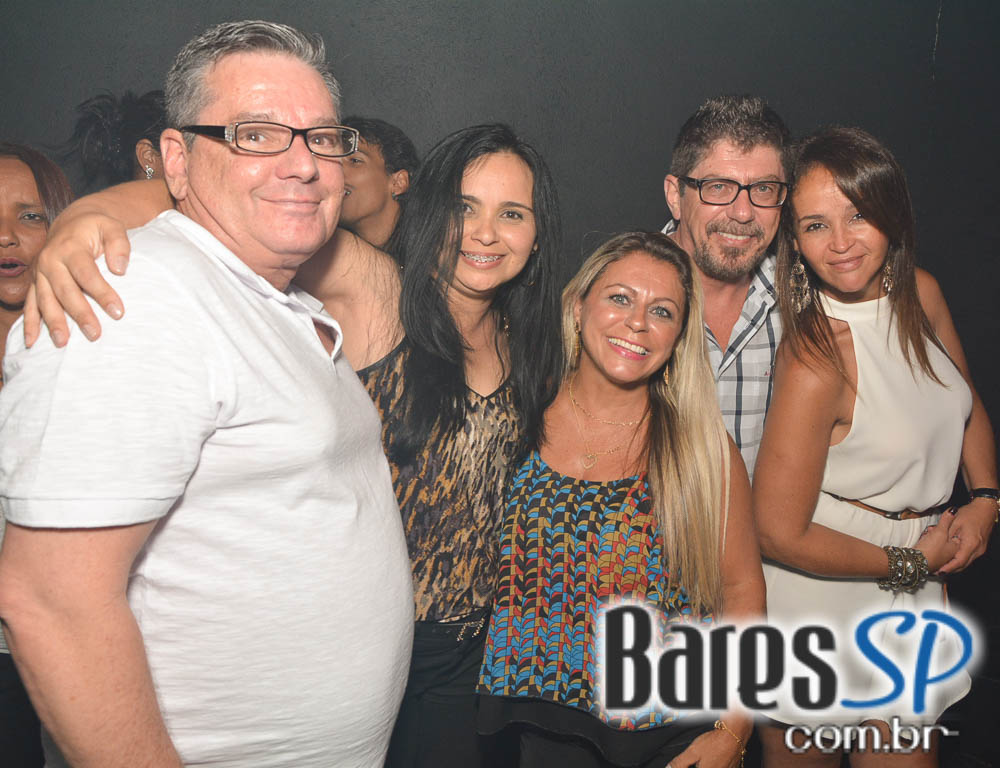 Noite do Gelinho com DJs Sandrinho, Zhenna e Daniel Tutunic no Akbar Lounge e Disco sábado Noite do Gelinho com DJs Sandrinho, Zhenna e Daniel Tutunic no Akbar Lounge e Disco sábado