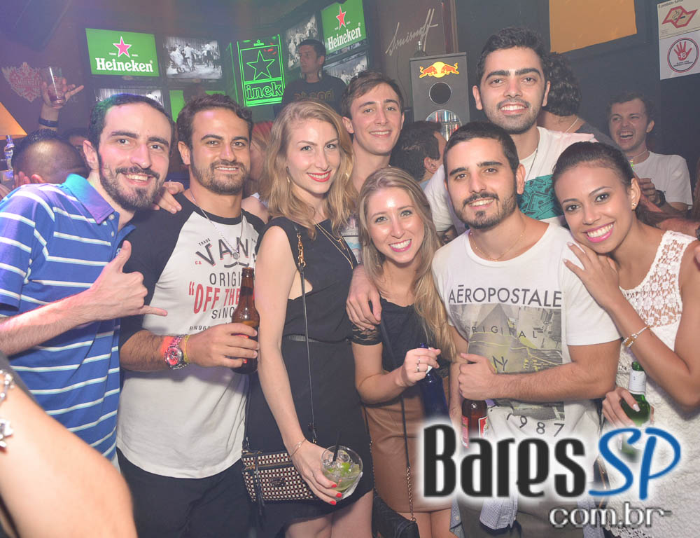 Noite do Gelinho com DJs Sandrinho, Zhenna e Daniel Tutunic no Akbar Lounge e Disco sábado Noite do Gelinho com DJs Sandrinho, Zhenna e Daniel Tutunic no Akbar Lounge e Disco sábado
