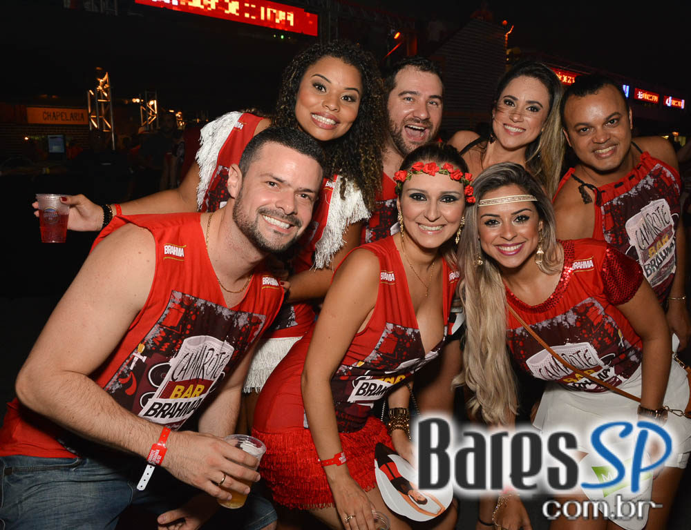 Camarote Bar Brahma promoveu a Fantastica Festa do Chopp com shows de Tiago Abravanel e Mr. Catra Camarote Bar Brahma promoveu a Fantastica Festa do Chopp com shows de Tiago Abravanel e Mr. Catra
