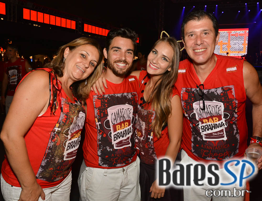 Camarote Bar Brahma promoveu a Fantastica Festa do Chopp com shows de Tiago Abravanel e Mr. Catra Camarote Bar Brahma promoveu a Fantastica Festa do Chopp com shows de Tiago Abravanel e Mr. Catra