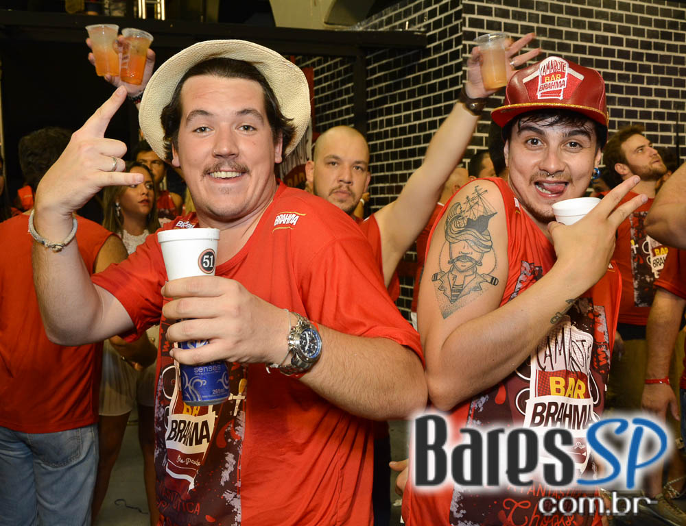 Camarote Bar Brahma promoveu a Fantastica Festa do Chopp com shows de Tiago Abravanel e Mr. Catra Camarote Bar Brahma promoveu a Fantastica Festa do Chopp com shows de Tiago Abravanel e Mr. Catra