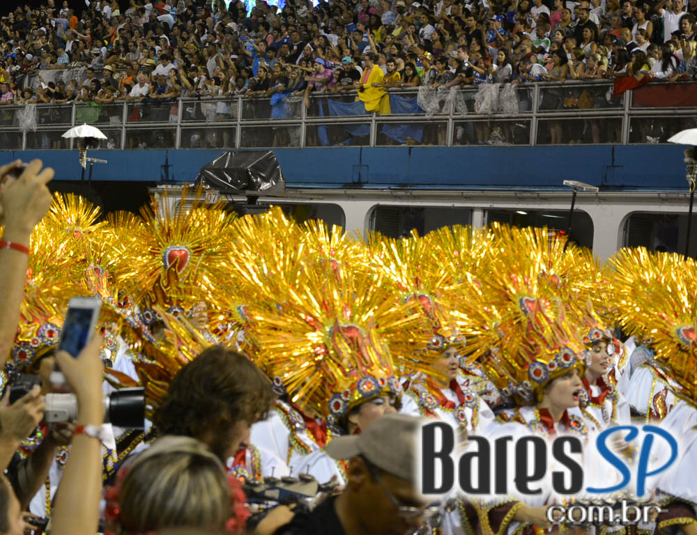 Camarote Bar Brahma promoveu a Fantastica Festa do Chopp com shows de Tiago Abravanel e Mr. Catra Camarote Bar Brahma promoveu a Fantastica Festa do Chopp com shows de Tiago Abravanel e Mr. Catra