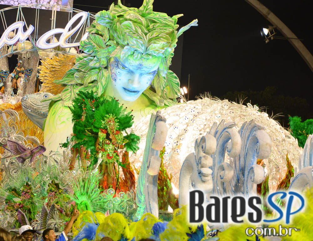 Camarote Bar Brahma promoveu a Fantastica Festa do Chopp com shows de Tiago Abravanel e Mr. Catra Camarote Bar Brahma promoveu a Fantastica Festa do Chopp com shows de Tiago Abravanel e Mr. Catra