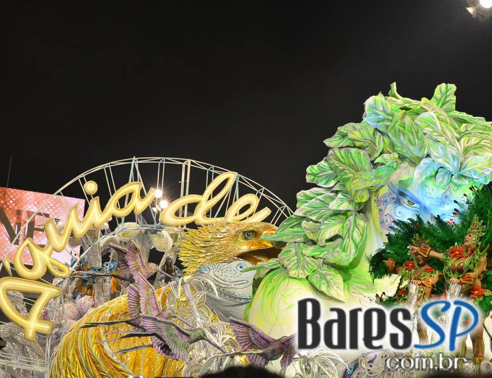 Camarote Bar Brahma promoveu a Fantastica Festa do Chopp com shows de Tiago Abravanel e Mr. Catra Camarote Bar Brahma promoveu a Fantastica Festa do Chopp com shows de Tiago Abravanel e Mr. Catra