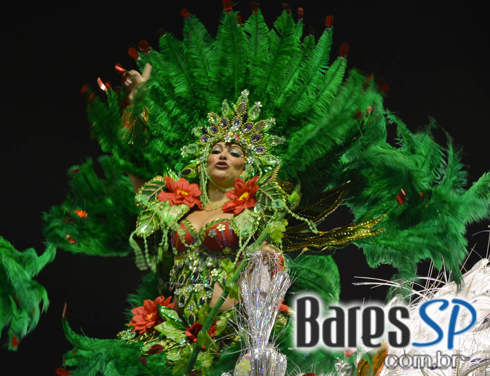 Camarote Bar Brahma promoveu a Fantastica Festa do Chopp com shows de Tiago Abravanel e Mr. Catra Camarote Bar Brahma promoveu a Fantastica Festa do Chopp com shows de Tiago Abravanel e Mr. Catra