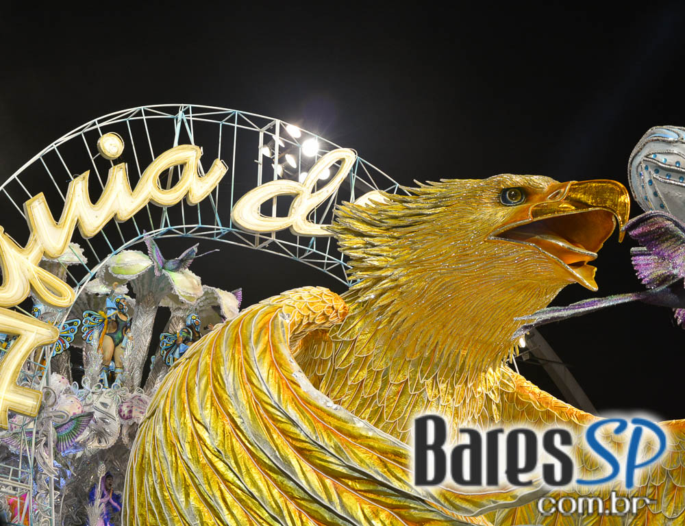 Camarote Bar Brahma promoveu a Fantastica Festa do Chopp com shows de Tiago Abravanel e Mr. Catra Camarote Bar Brahma promoveu a Fantastica Festa do Chopp com shows de Tiago Abravanel e Mr. Catra