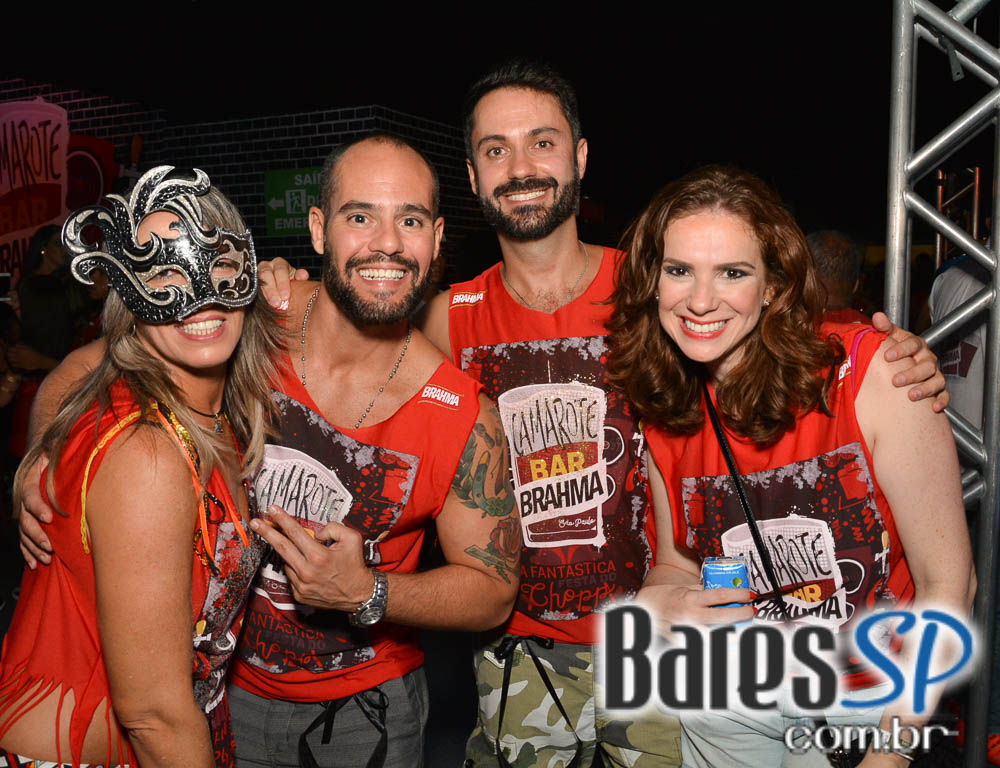 Camarote Bar Brahma promoveu a Fantastica Festa do Chopp com shows de Tiago Abravanel e Mr. Catra Camarote Bar Brahma promoveu a Fantastica Festa do Chopp com shows de Tiago Abravanel e Mr. Catra