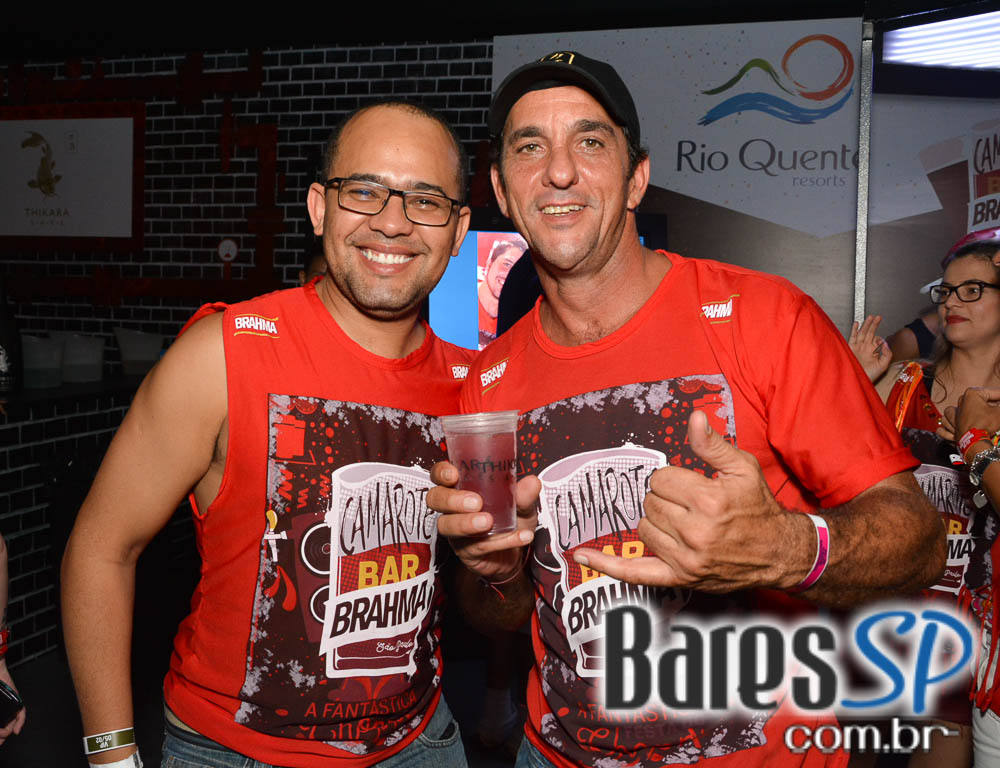 Camarote Bar Brahma promoveu a Fantastica Festa do Chopp com shows de Tiago Abravanel e Mr. Catra Camarote Bar Brahma promoveu a Fantastica Festa do Chopp com shows de Tiago Abravanel e Mr. Catra