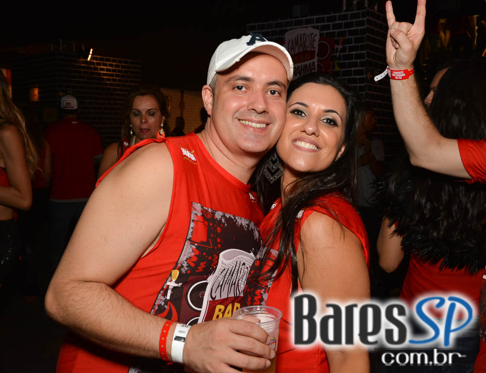 Camarote Bar Brahma promoveu a Fantastica Festa do Chopp com shows de Tiago Abravanel e Mr. Catra Camarote Bar Brahma promoveu a Fantastica Festa do Chopp com shows de Tiago Abravanel e Mr. Catra