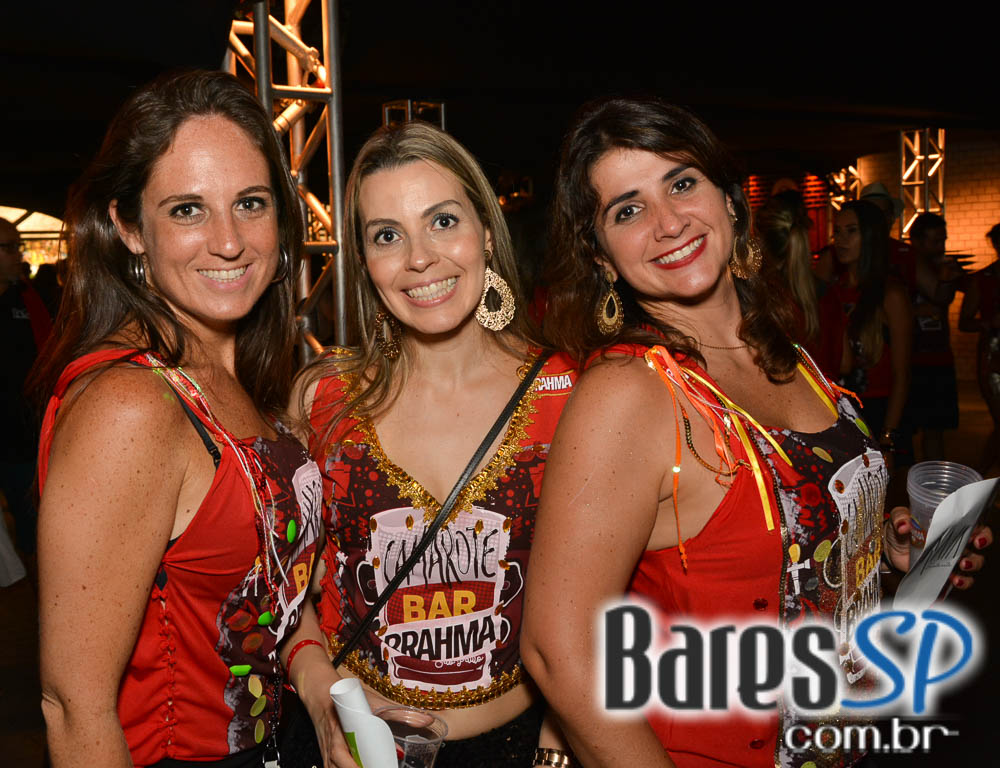 Camarote Bar Brahma promoveu a Fantastica Festa do Chopp com shows de Tiago Abravanel e Mr. Catra Camarote Bar Brahma promoveu a Fantastica Festa do Chopp com shows de Tiago Abravanel e Mr. Catra