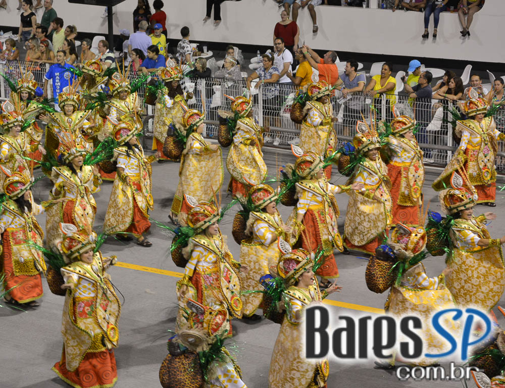 Camarote Bar Brahma promoveu a Fantastica Festa do Chopp com shows de Tiago Abravanel e Mr. Catra Camarote Bar Brahma promoveu a Fantastica Festa do Chopp com shows de Tiago Abravanel e Mr. Catra