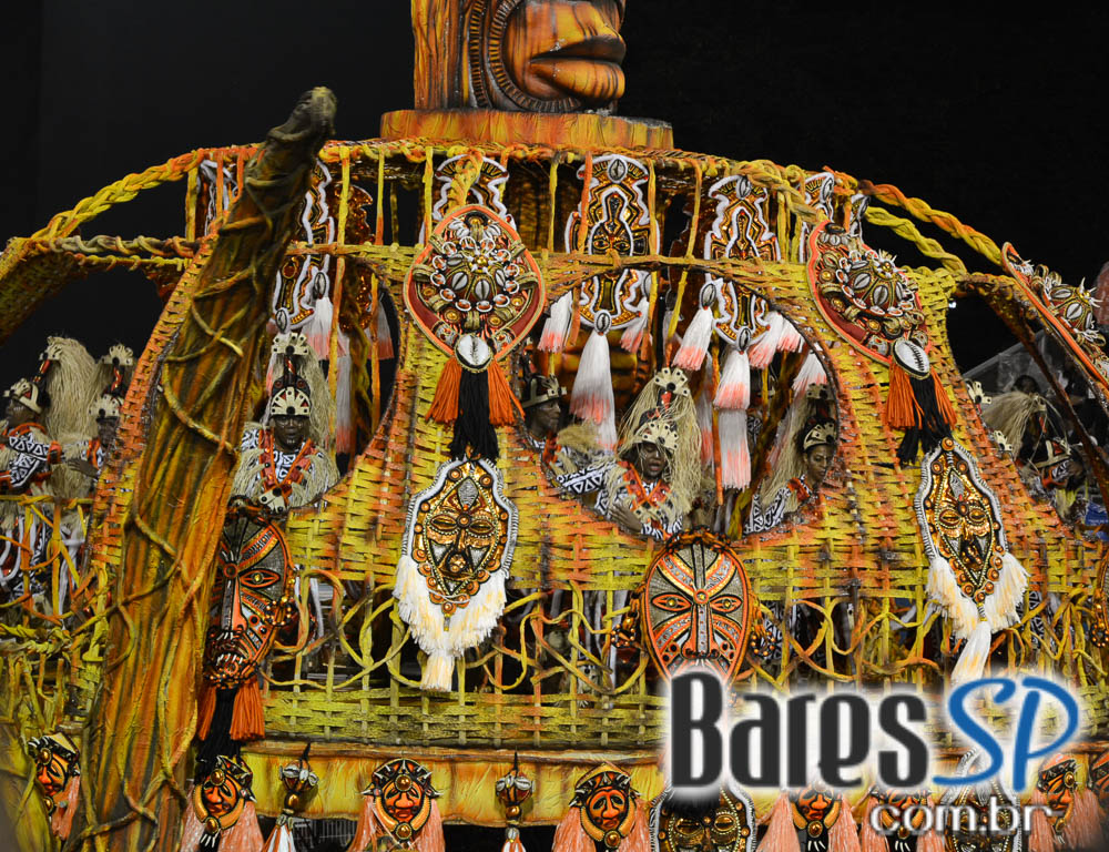 Camarote Bar Brahma promoveu a Fantastica Festa do Chopp com shows de Tiago Abravanel e Mr. Catra Camarote Bar Brahma promoveu a Fantastica Festa do Chopp com shows de Tiago Abravanel e Mr. Catra