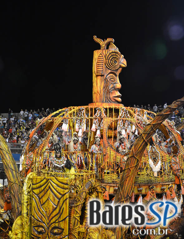 Camarote Bar Brahma promoveu a Fantastica Festa do Chopp com shows de Tiago Abravanel e Mr. Catra Camarote Bar Brahma promoveu a Fantastica Festa do Chopp com shows de Tiago Abravanel e Mr. Catra