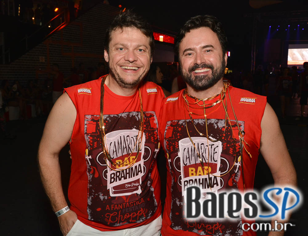Camarote Bar Brahma promoveu a Fantastica Festa do Chopp com shows de Tiago Abravanel e Mr. Catra Camarote Bar Brahma promoveu a Fantastica Festa do Chopp com shows de Tiago Abravanel e Mr. Catra