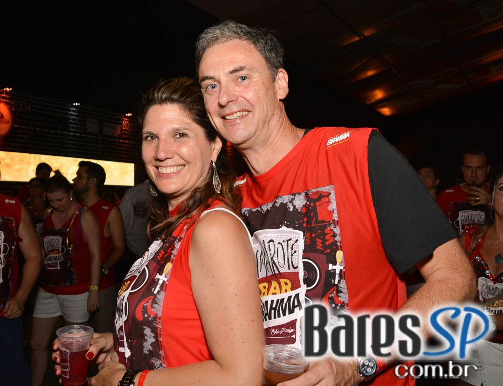 Camarote Bar Brahma promoveu a Fantastica Festa do Chopp com shows de Tiago Abravanel e Mr. Catra Camarote Bar Brahma promoveu a Fantastica Festa do Chopp com shows de Tiago Abravanel e Mr. Catra