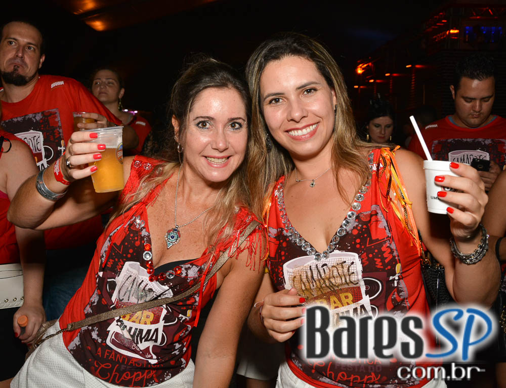 Camarote Bar Brahma promoveu a Fantastica Festa do Chopp com shows de Tiago Abravanel e Mr. Catra Camarote Bar Brahma promoveu a Fantastica Festa do Chopp com shows de Tiago Abravanel e Mr. Catra
