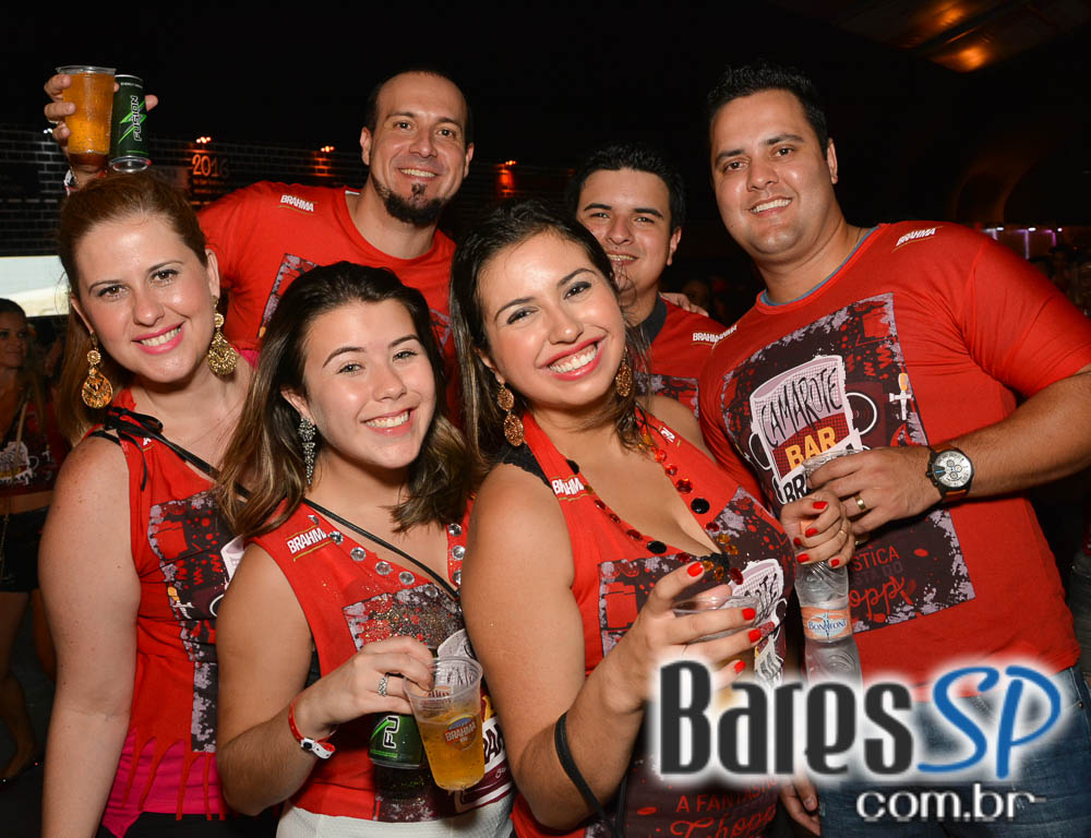 Camarote Bar Brahma promoveu a Fantastica Festa do Chopp com shows de Tiago Abravanel e Mr. Catra Camarote Bar Brahma promoveu a Fantastica Festa do Chopp com shows de Tiago Abravanel e Mr. Catra