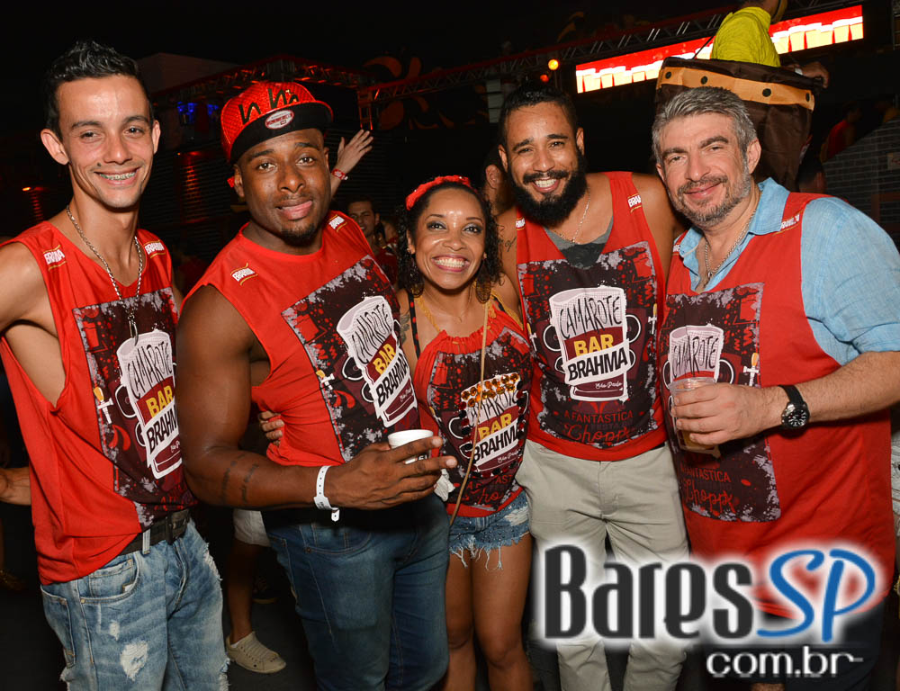 Camarote Bar Brahma promoveu a Fantastica Festa do Chopp com shows de Tiago Abravanel e Mr. Catra Camarote Bar Brahma promoveu a Fantastica Festa do Chopp com shows de Tiago Abravanel e Mr. Catra