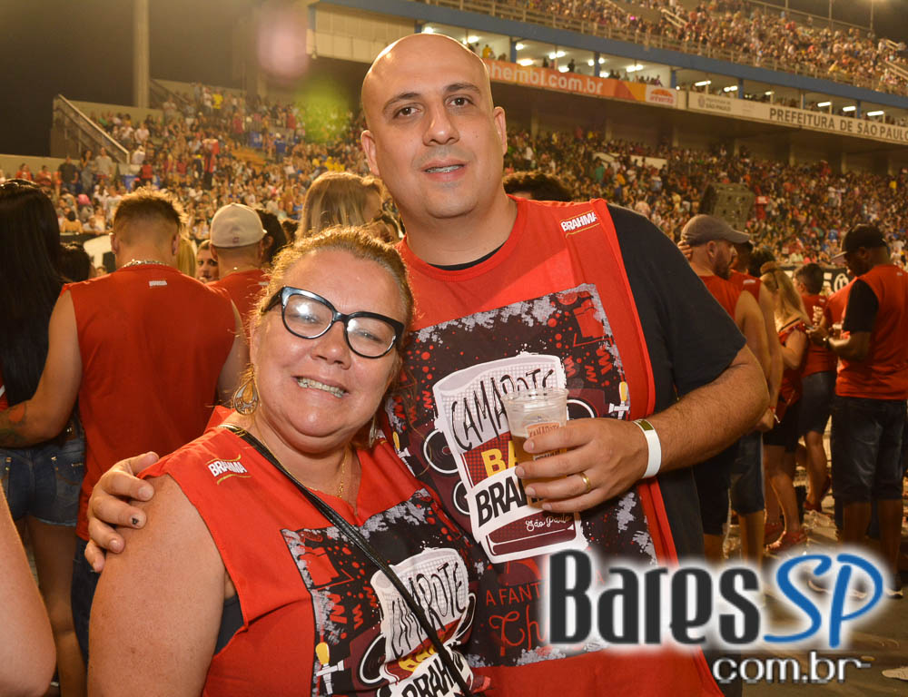 Camarote Bar Brahma promoveu a Fantastica Festa do Chopp com shows de Tiago Abravanel e Mr. Catra Camarote Bar Brahma promoveu a Fantastica Festa do Chopp com shows de Tiago Abravanel e Mr. Catra