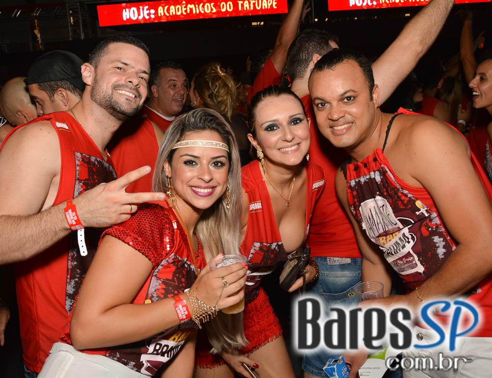 Camarote Bar Brahma promoveu a Fantastica Festa do Chopp com shows de Tiago Abravanel e Mr. Catra Camarote Bar Brahma promoveu a Fantastica Festa do Chopp com shows de Tiago Abravanel e Mr. Catra