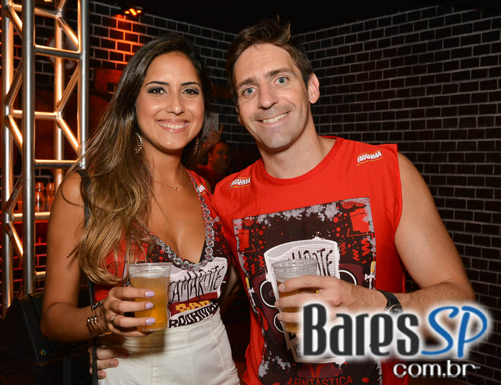 Camarote Bar Brahma promoveu a Fantastica Festa do Chopp com shows de Tiago Abravanel e Mr. Catra Camarote Bar Brahma promoveu a Fantastica Festa do Chopp com shows de Tiago Abravanel e Mr. Catra