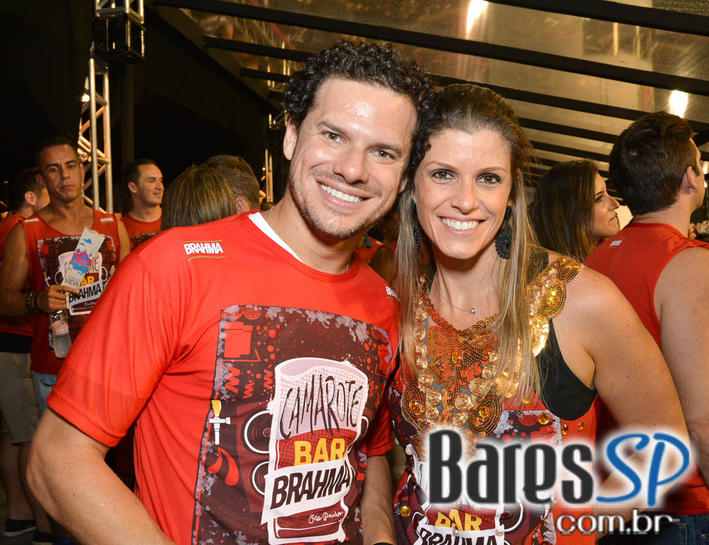 Camarote Bar Brahma promoveu a Fantastica Festa do Chopp com shows de Tiago Abravanel e Mr. Catra Camarote Bar Brahma promoveu a Fantastica Festa do Chopp com shows de Tiago Abravanel e Mr. Catra