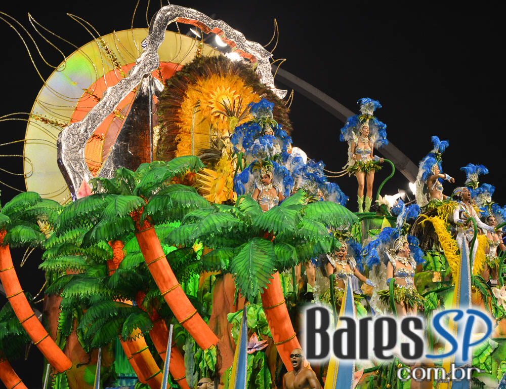 Camarote Bar Brahma promoveu a Fantastica Festa do Chopp com shows de Tiago Abravanel e Mr. Catra Camarote Bar Brahma promoveu a Fantastica Festa do Chopp com shows de Tiago Abravanel e Mr. Catra