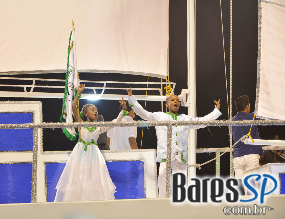 Camarote Bar Brahma promoveu a Fantastica Festa do Chopp com shows de Tiago Abravanel e Mr. Catra Camarote Bar Brahma promoveu a Fantastica Festa do Chopp com shows de Tiago Abravanel e Mr. Catra