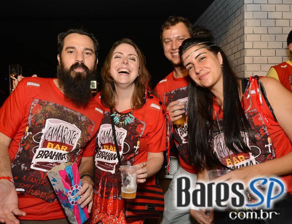 Camarote Bar Brahma promoveu a Fantastica Festa do Chopp com shows de Tiago Abravanel e Mr. Catra Camarote Bar Brahma promoveu a Fantastica Festa do Chopp com shows de Tiago Abravanel e Mr. Catra