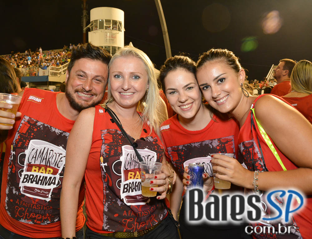 Camarote Bar Brahma promoveu a Fantastica Festa do Chopp com shows de Tiago Abravanel e Mr. Catra Camarote Bar Brahma promoveu a Fantastica Festa do Chopp com shows de Tiago Abravanel e Mr. Catra