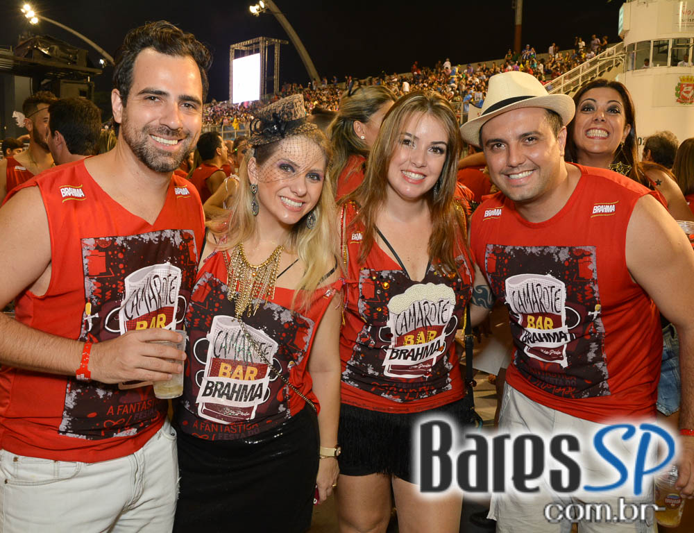 Camarote Bar Brahma promoveu a Fantastica Festa do Chopp com shows de Tiago Abravanel e Mr. Catra Camarote Bar Brahma promoveu a Fantastica Festa do Chopp com shows de Tiago Abravanel e Mr. Catra