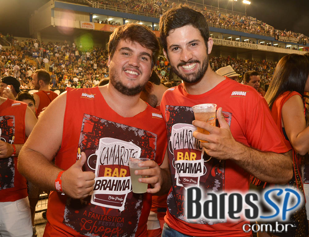 Camarote Bar Brahma promoveu a Fantastica Festa do Chopp com shows de Tiago Abravanel e Mr. Catra Camarote Bar Brahma promoveu a Fantastica Festa do Chopp com shows de Tiago Abravanel e Mr. Catra