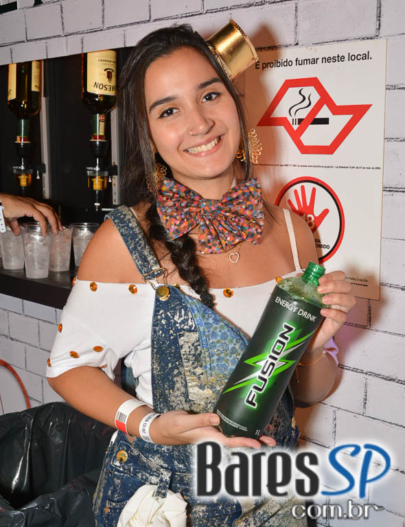 Desfile das Campeãs com show de Zeca Pagodinho do Camarote Bar Brahma Desfile das Campeãs com show de Zeca Pagodinho do Camarote Bar Brahma