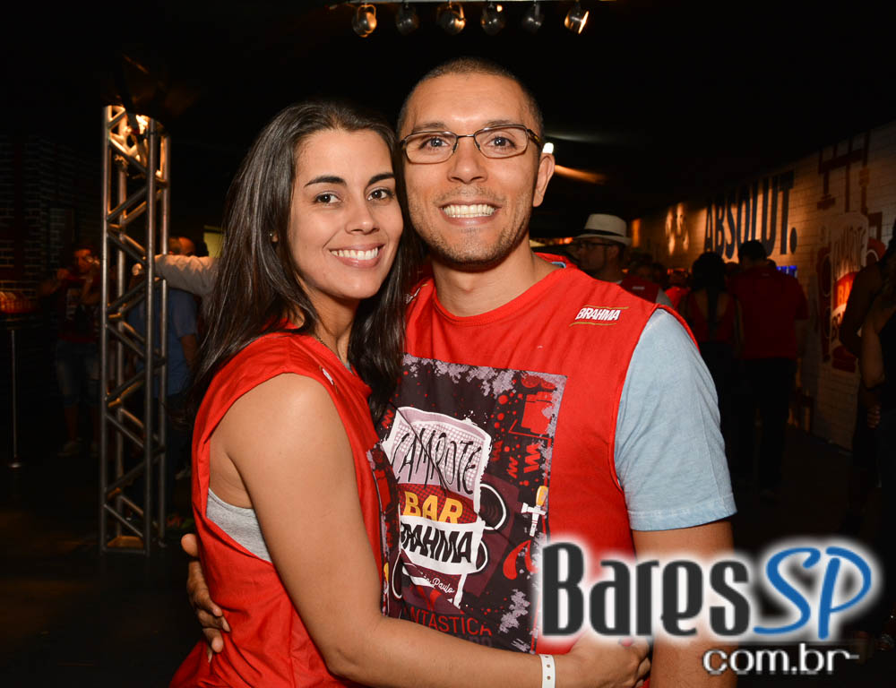 Desfile das Campeãs com show de Zeca Pagodinho do Camarote Bar Brahma Desfile das Campeãs com show de Zeca Pagodinho do Camarote Bar Brahma