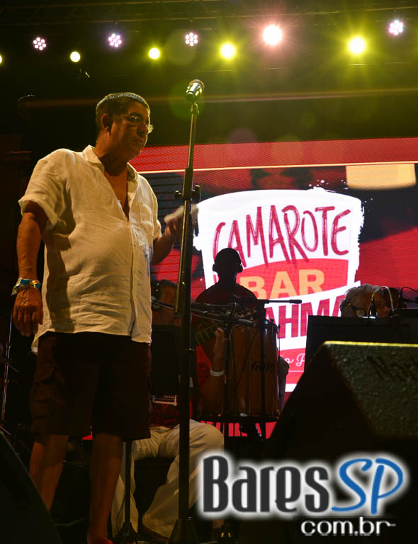 Desfile das Campeãs com show de Zeca Pagodinho do Camarote Bar Brahma Desfile das Campeãs com show de Zeca Pagodinho do Camarote Bar Brahma