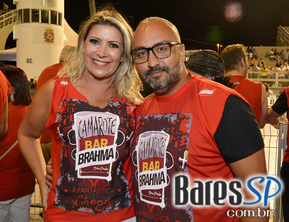 Desfile das Campeãs com show de Zeca Pagodinho do Camarote Bar Brahma Desfile das Campeãs com show de Zeca Pagodinho do Camarote Bar Brahma
