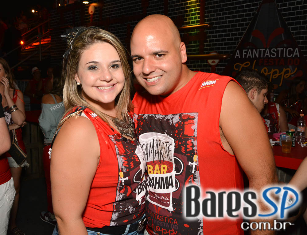 Desfile das Campeãs com show de Zeca Pagodinho do Camarote Bar Brahma Desfile das Campeãs com show de Zeca Pagodinho do Camarote Bar Brahma