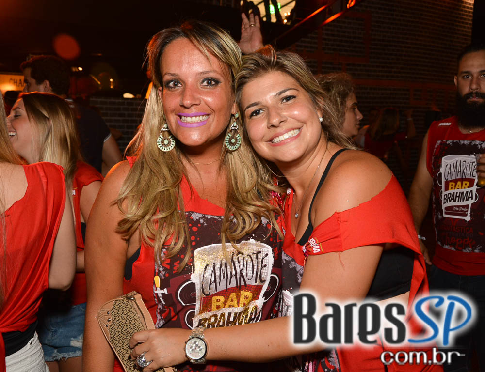 Desfile das Campeãs com show de Zeca Pagodinho do Camarote Bar Brahma Desfile das Campeãs com show de Zeca Pagodinho do Camarote Bar Brahma