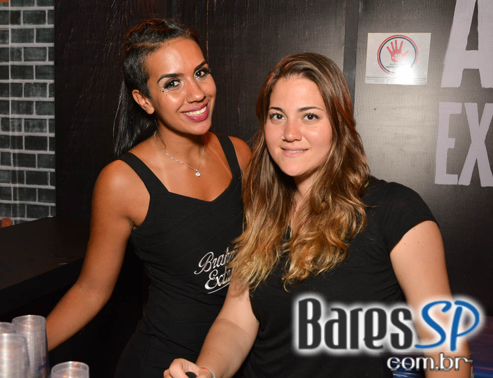 Desfile das Campeãs com show de Zeca Pagodinho do Camarote Bar Brahma Desfile das Campeãs com show de Zeca Pagodinho do Camarote Bar Brahma