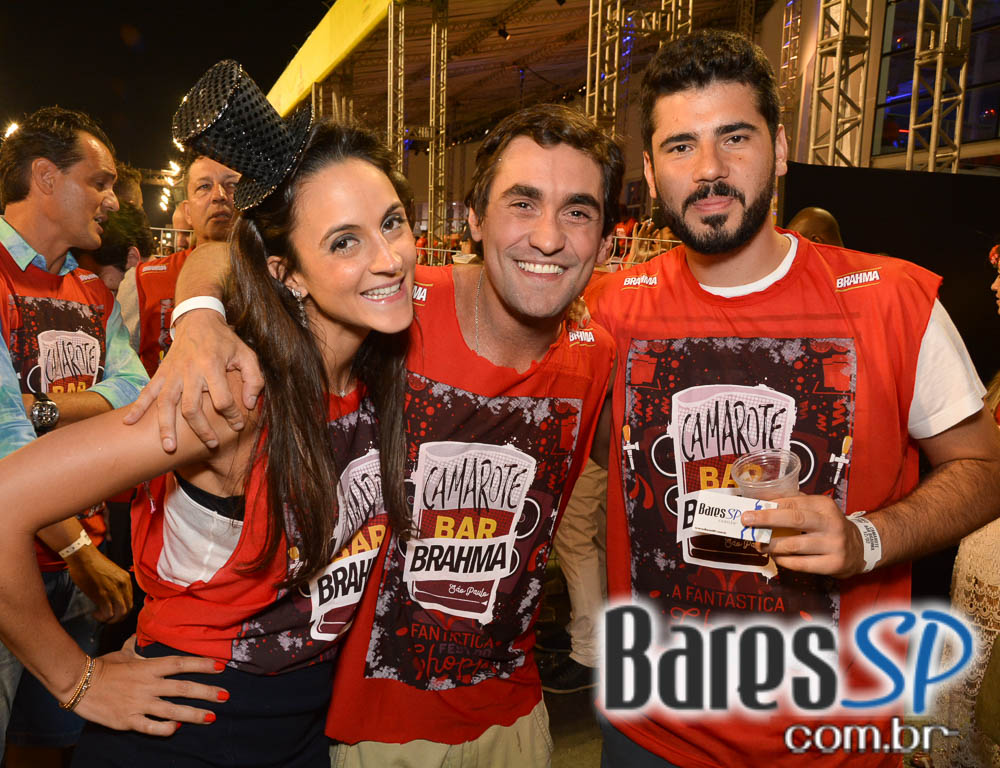 Desfile das Campeãs com show de Zeca Pagodinho do Camarote Bar Brahma Desfile das Campeãs com show de Zeca Pagodinho do Camarote Bar Brahma