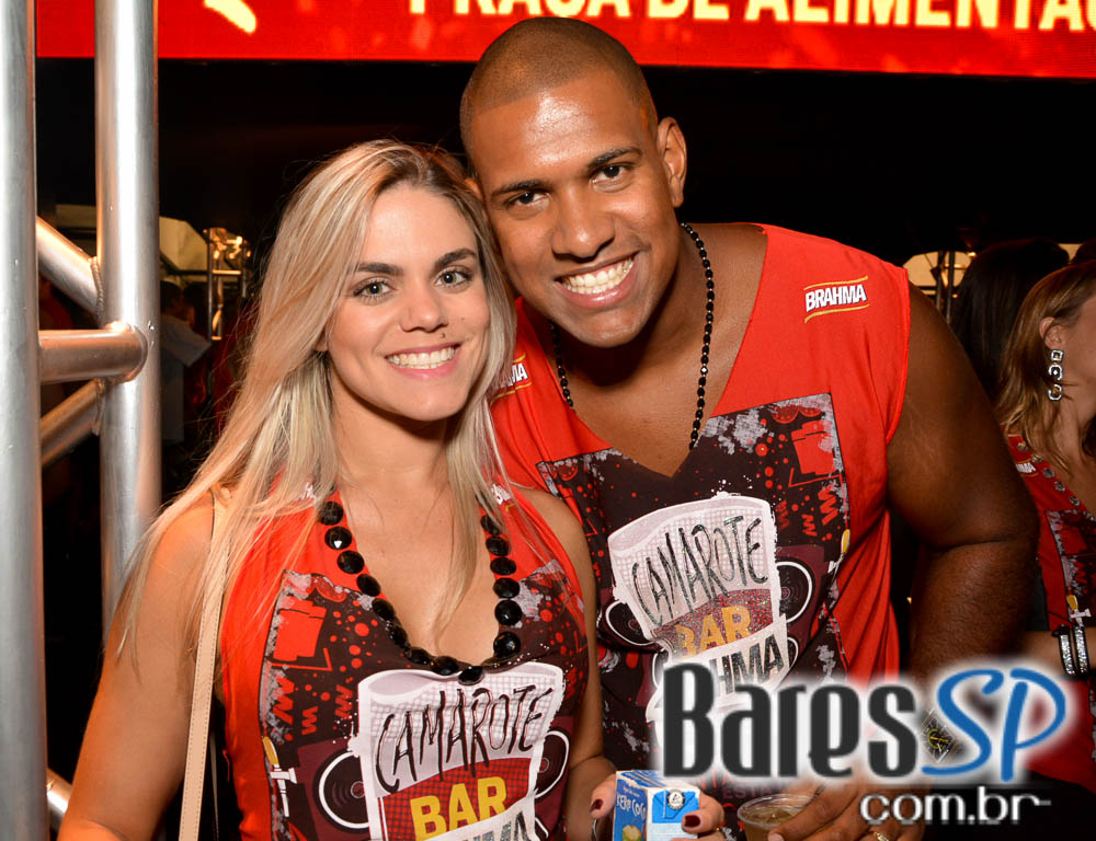 Desfile das Campeãs com show de Zeca Pagodinho do Camarote Bar Brahma Desfile das Campeãs com show de Zeca Pagodinho do Camarote Bar Brahma