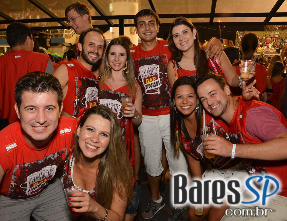Desfile das Campeãs com show de Zeca Pagodinho do Camarote Bar Brahma Desfile das Campeãs com show de Zeca Pagodinho do Camarote Bar Brahma
