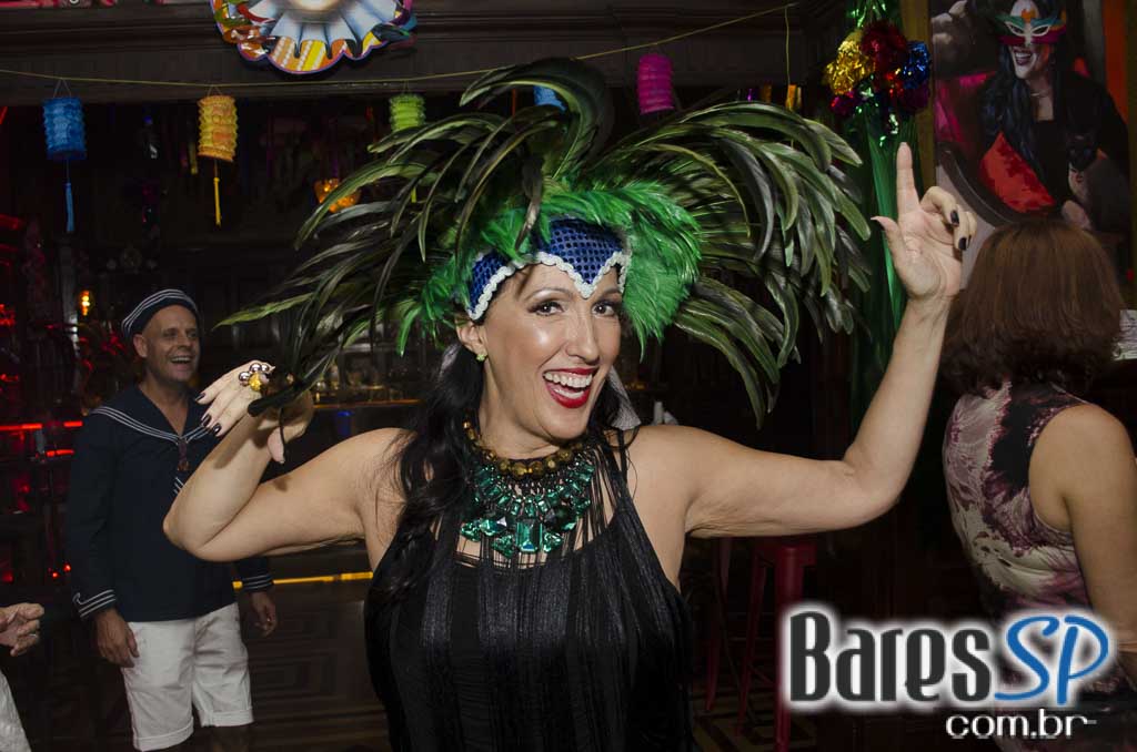 Primeiro Baile de Carnaval do Drosophyla Bar com DJ Rod tocando marchinhas de Carnaval Primeiro Baile de Carnaval do Drosophyla Bar com DJ Rod tocando marchinhas de Carnaval