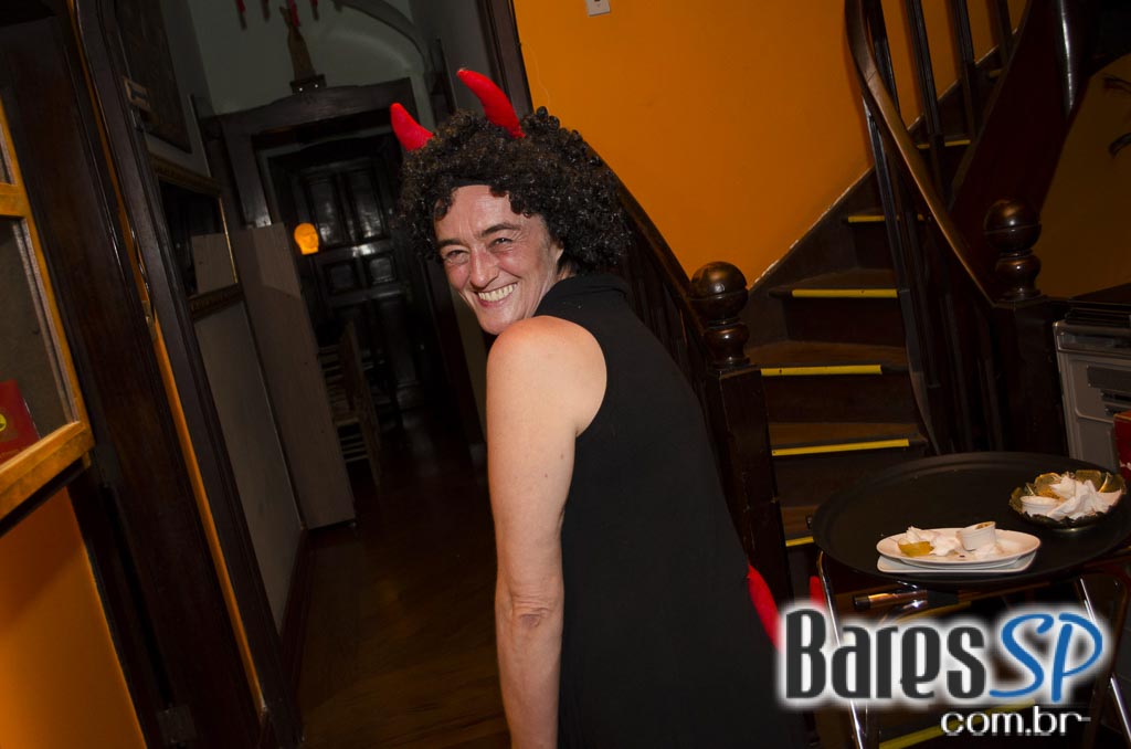 Primeiro Baile de Carnaval do Drosophyla Bar com DJ Rod tocando marchinhas de Carnaval Primeiro Baile de Carnaval do Drosophyla Bar com DJ Rod tocando marchinhas de Carnaval