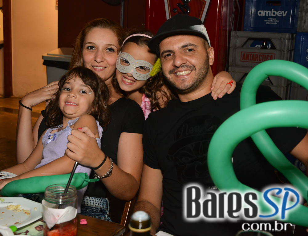 Quintal do Espeto Tatuapé recebeu Baile de Carnaval com banda Balancê Quintal do Espeto Tatuapé recebeu Baile de Carnaval com banda Balancê