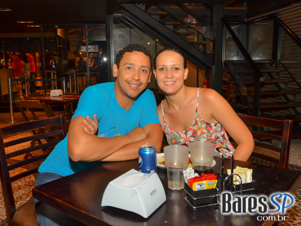 Lapa 40 Graus recebeu Bloco Unidos do BPM e Escola de Samba Tom Maior Lapa 40 Graus recebeu Bloco Unidos do BPM e Escola de Samba Tom Maior