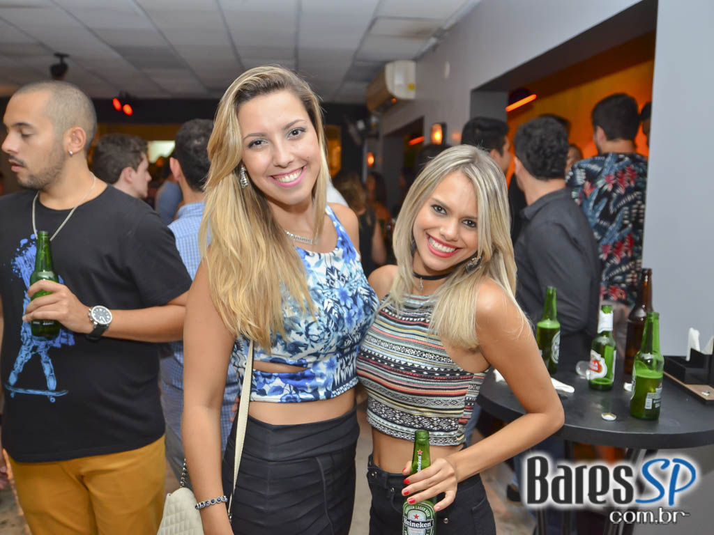 NaMadá Bar inaugurou na Vila Madalena com banda Balanço Mariah e DJ Harlen Barreto nas pick-ups NaMadá Bar inaugurou na Vila Madalena com banda Balanço Mariah e DJ Harlen Barreto nas pick-ups