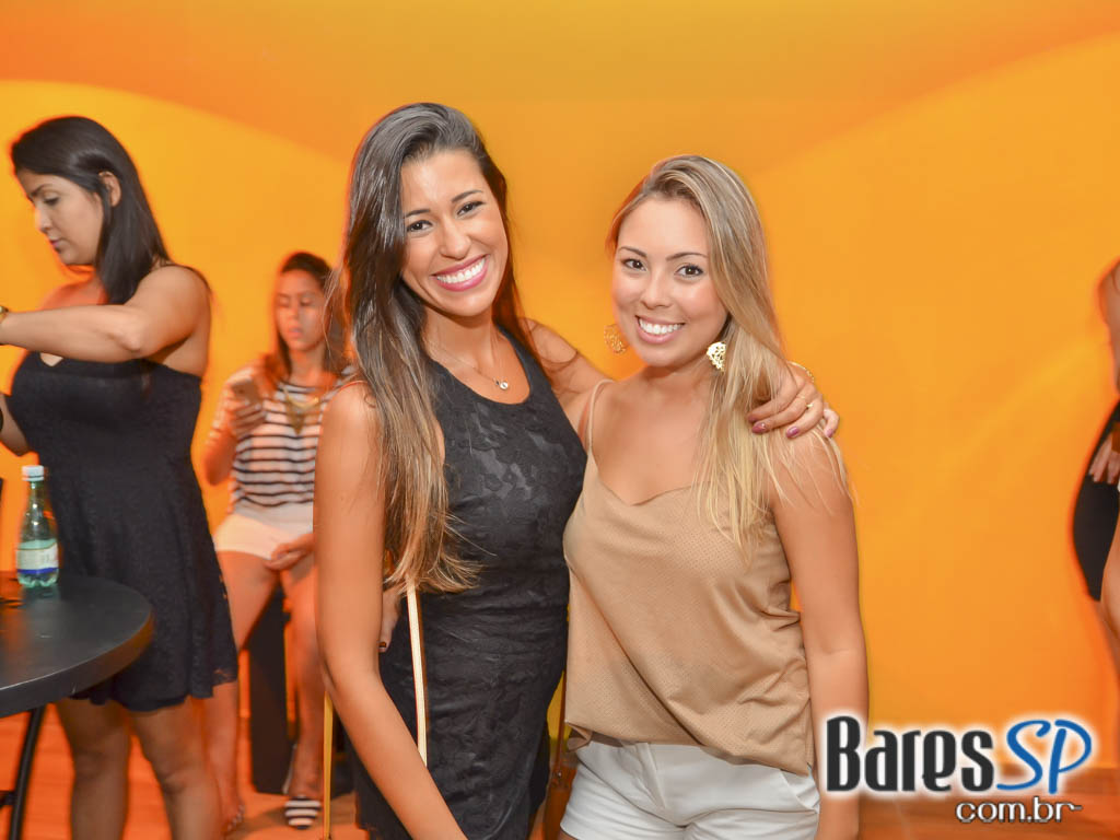 NaMadá Bar inaugurou na Vila Madalena com banda Balanço Mariah e DJ Harlen Barreto nas pick-ups NaMadá Bar inaugurou na Vila Madalena com banda Balanço Mariah e DJ Harlen Barreto nas pick-ups