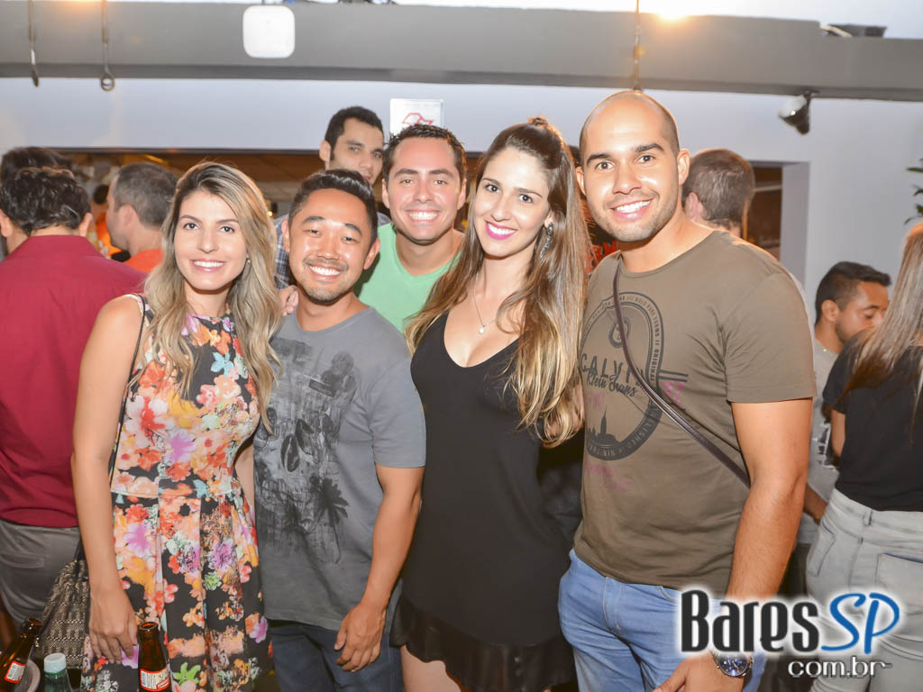 NaMadá Bar inaugurou na Vila Madalena com banda Balanço Mariah e DJ Harlen Barreto nas pick-ups NaMadá Bar inaugurou na Vila Madalena com banda Balanço Mariah e DJ Harlen Barreto nas pick-ups